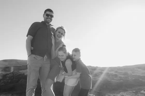 Black and white family session Tenerife - artistic family photo at sunset