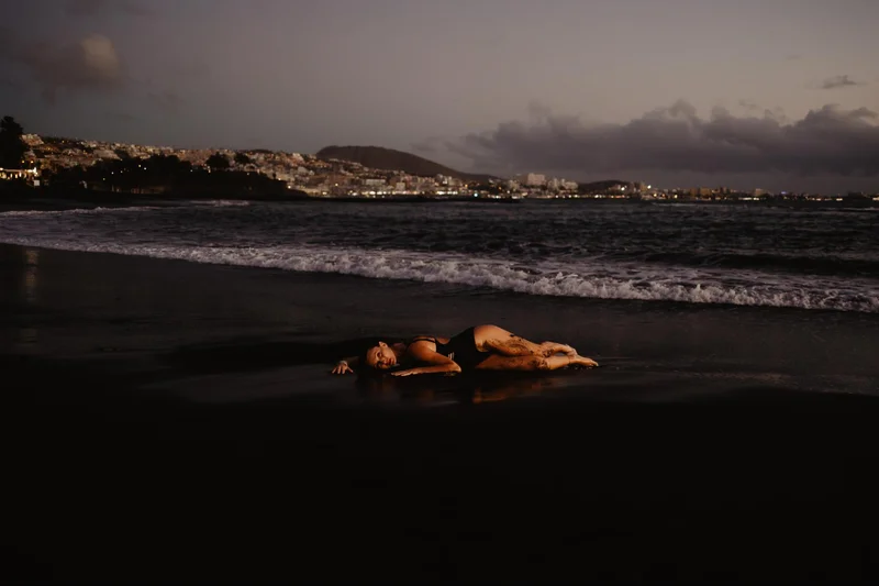 Natural women's photo session in Tenerife - frame 1