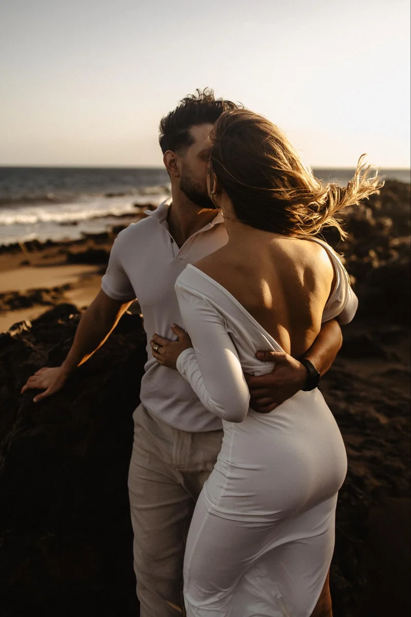 Couple embracing during a romantic photo session in Tenerife
