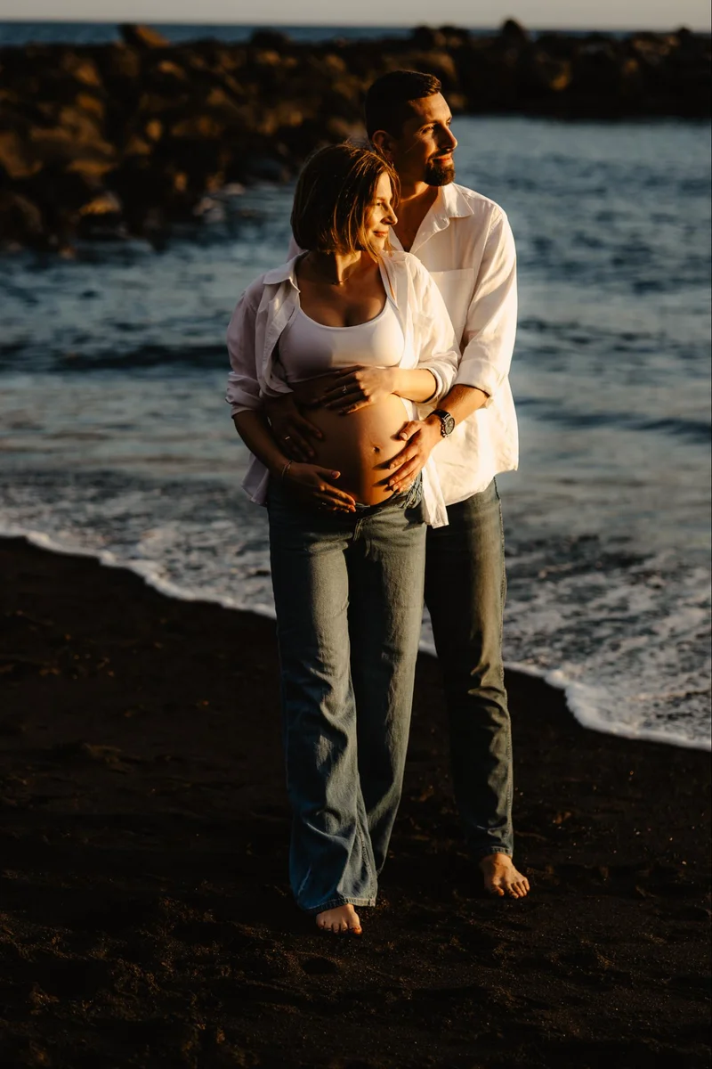 Natural maternity photo session in Tenerife - frame 9
