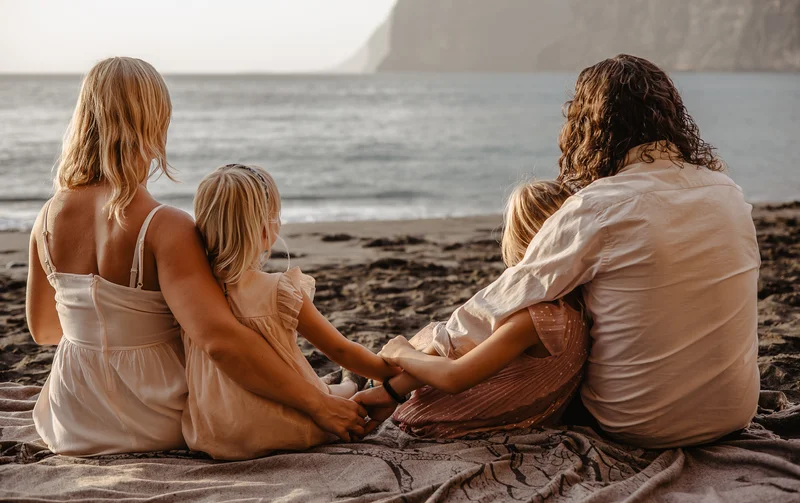 Los Gigantes Cliffs Family Photo Session #19