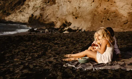 Los Gigantes Cliffs Family Photo Session #20