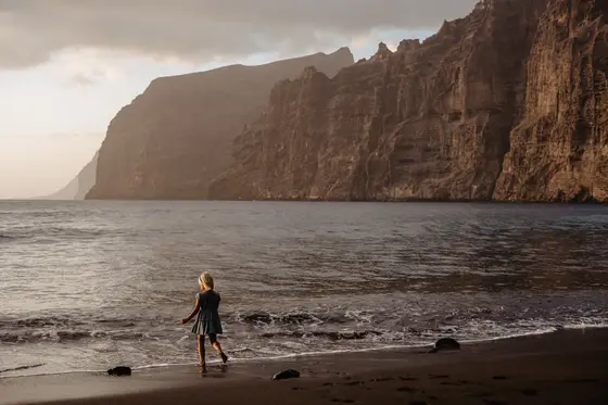 Los Gigantes Cliffs Family Photo Session #22