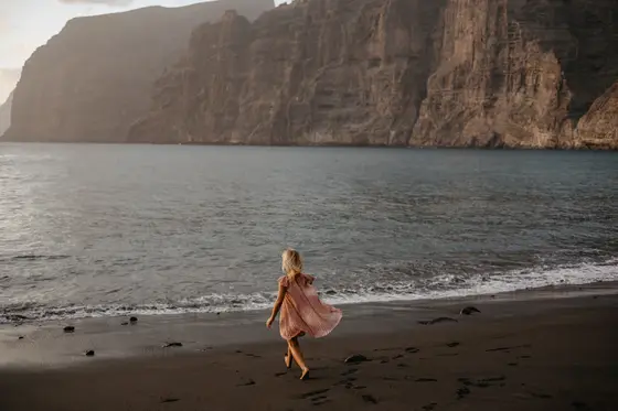 Los Gigantes Cliffs Family Photo Session #26