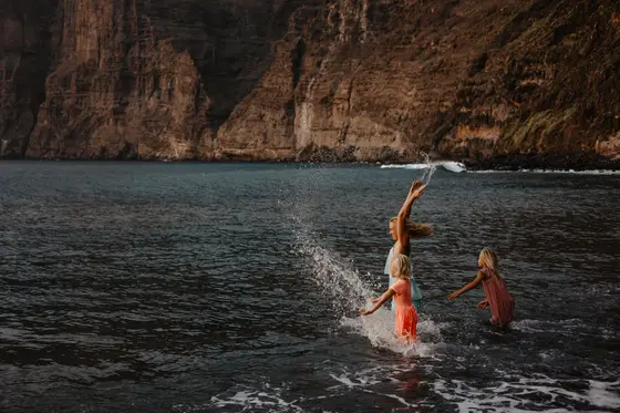 Los Gigantes Cliffs Family Photo Session #29