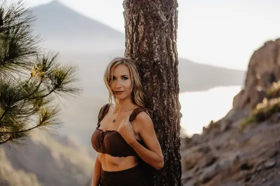 Romantic couples photography in Tenerife with Teide volcanic landscape in frame 32